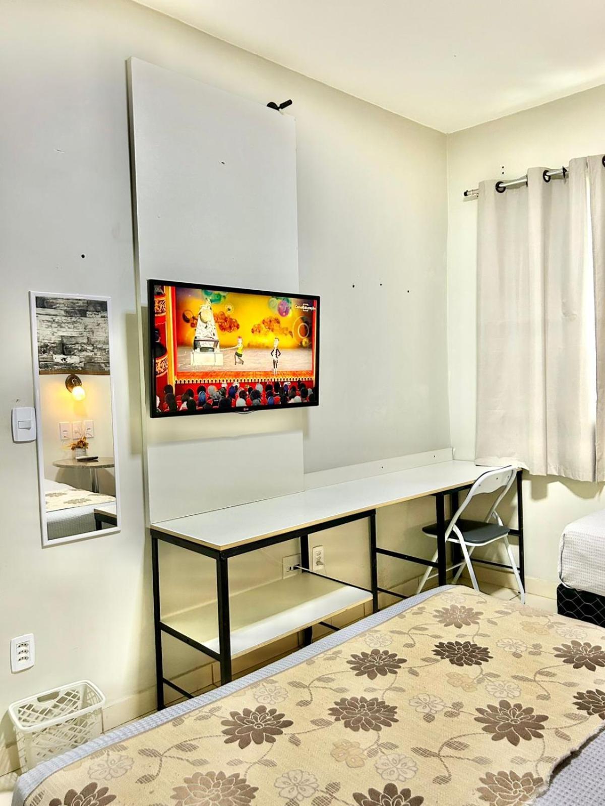 Elo Hostel Тагуатинга Экстерьер фото