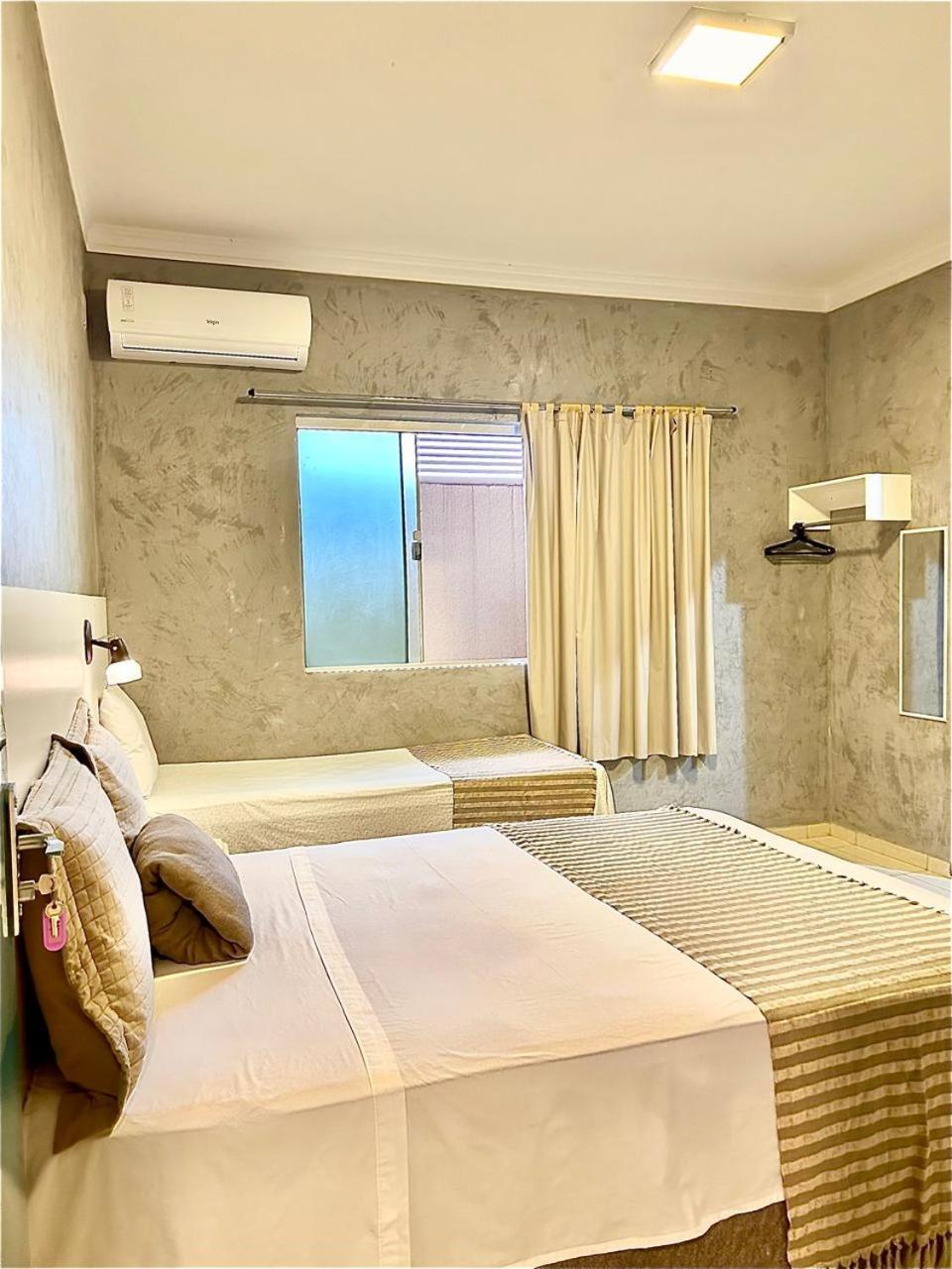 Elo Hostel Тагуатинга Экстерьер фото