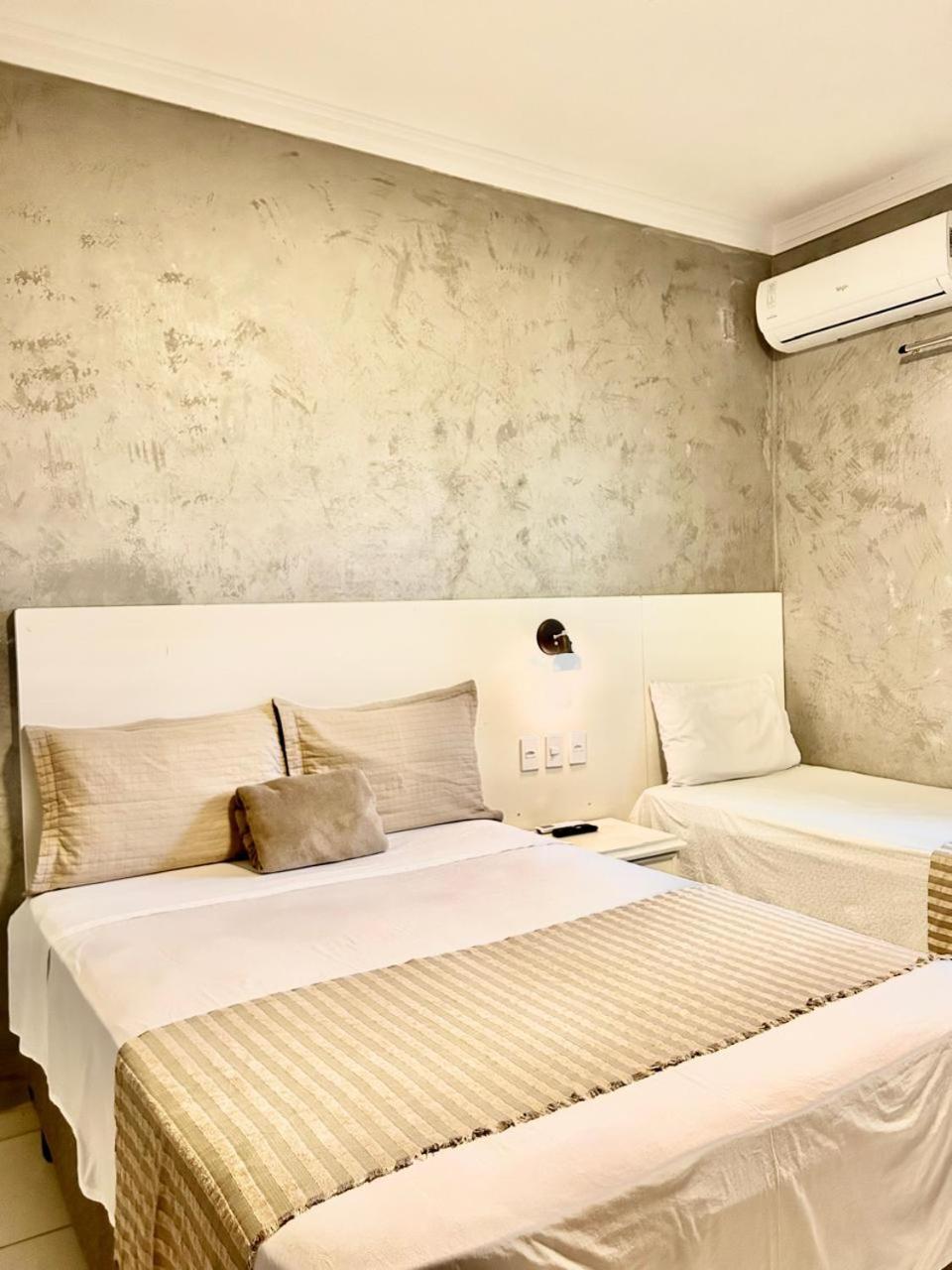 Elo Hostel Тагуатинга Экстерьер фото